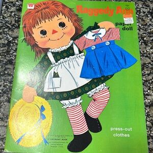 Raggedy Ann paper doll